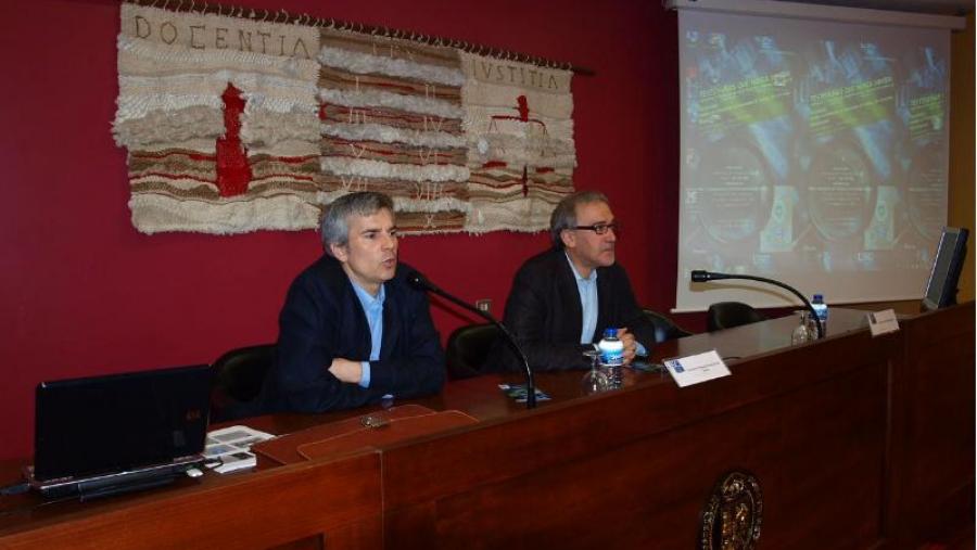 Fernando Vázquez-Portomomeñe e Gumersindo Guinarte son os directores de este curso. Gumersindo Guinarte. Foto: Alfonso (Servimav-USC)