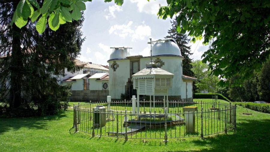 Imaxe de arquivo da garita meteorolóxica do Observatorio universitario