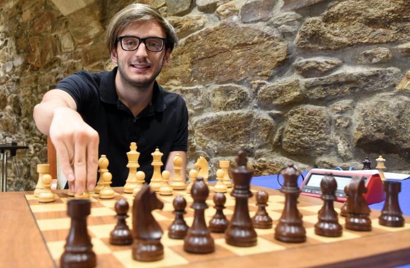 O xadrecista do club da USC Luis Medarde acada a primeira norma de Mestre Internacional