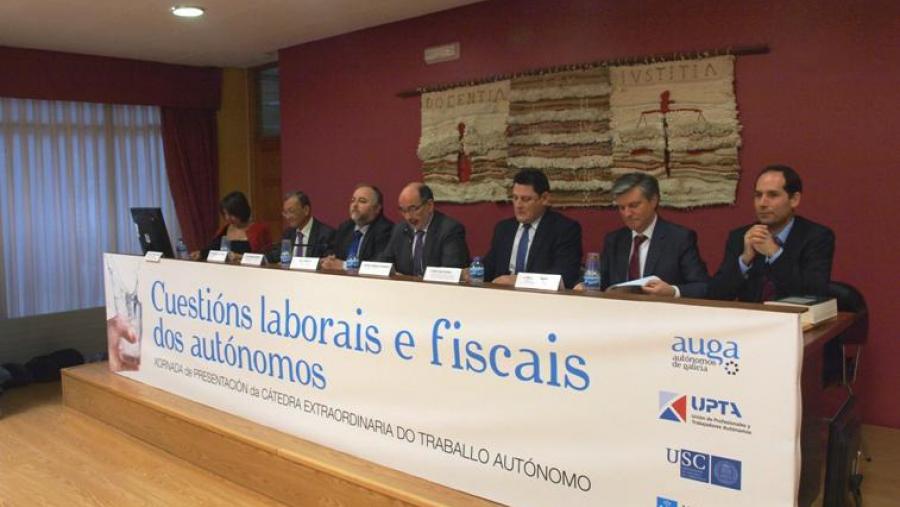 A presentación da Cátedra celebrouse na Facultade de Dereito presidida polo vicerreitor Francisco Durán. Foto: Alfonso-Servimav