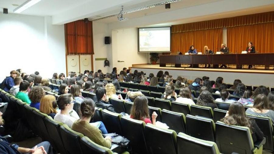 Estudan na USC a implicación da educación para o desenvolvemento no ensino superior