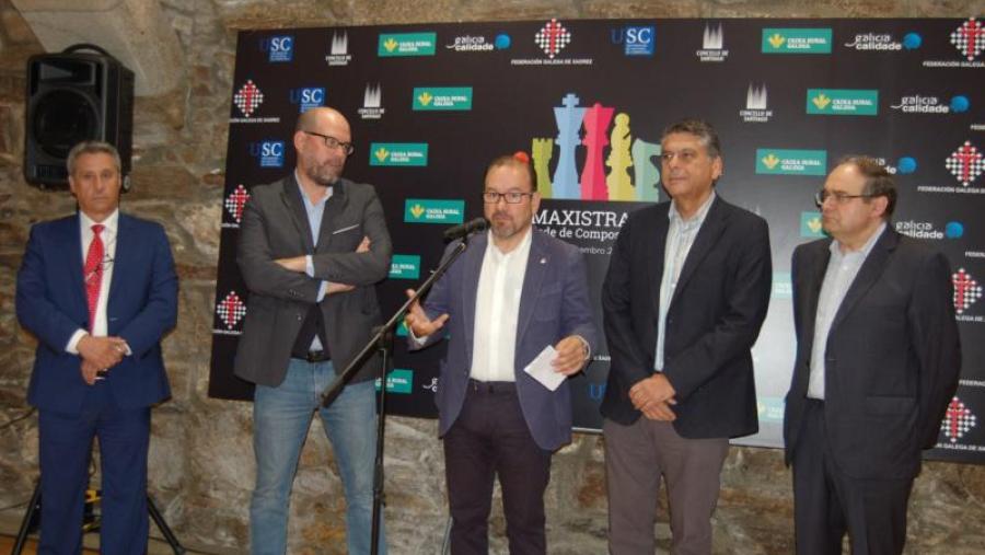 De esquerda a dereita, Manuel Varela, Martiño Noriega, o reitor Antonio López, Javier Ochoa e Gaspar Pérez.