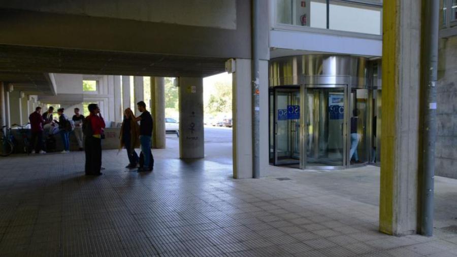 Facultade de Filoloxía. Foto: RQ