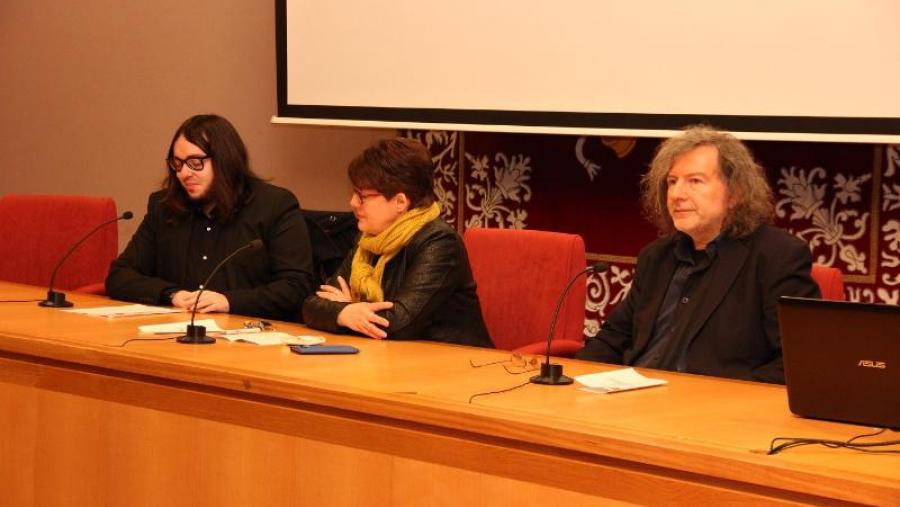 Mario Sanfiz, González Rey e Rodríguez Fer, na apertura do XIII Curso de Primavera da USC, en Humanidades