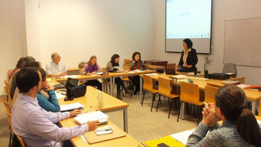 O proxecto internacional KidsInnScience de innovación na ensinanza das ciencias reúne esta semana na USC a especialistas de Europa e América Latina