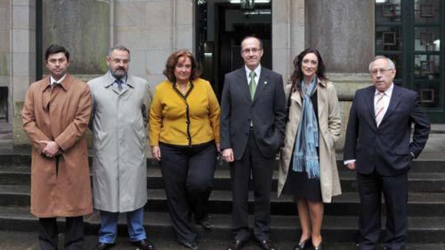 De esquerda a dereita, Francisco Fraga, Jaime Gómez, Mª Ángeles López, Senén Barro, Mª Victoria Otero e Ramón Estévez