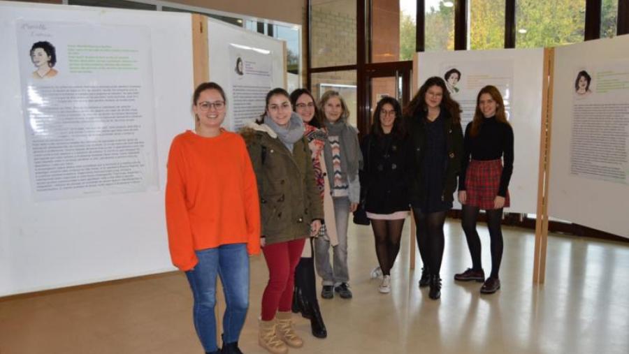 Autoras da mostra ‘Defensora: unha viaxe a través das xeracións dos Dereitos Humanos’, en Humanidades