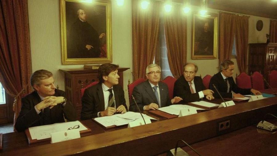 De esquerda a dereita, César García Novoa, José Ramón Lete, Juan Viaño, José García Liñares e Ulíses Bertolo. Foto: Servimav-USC
