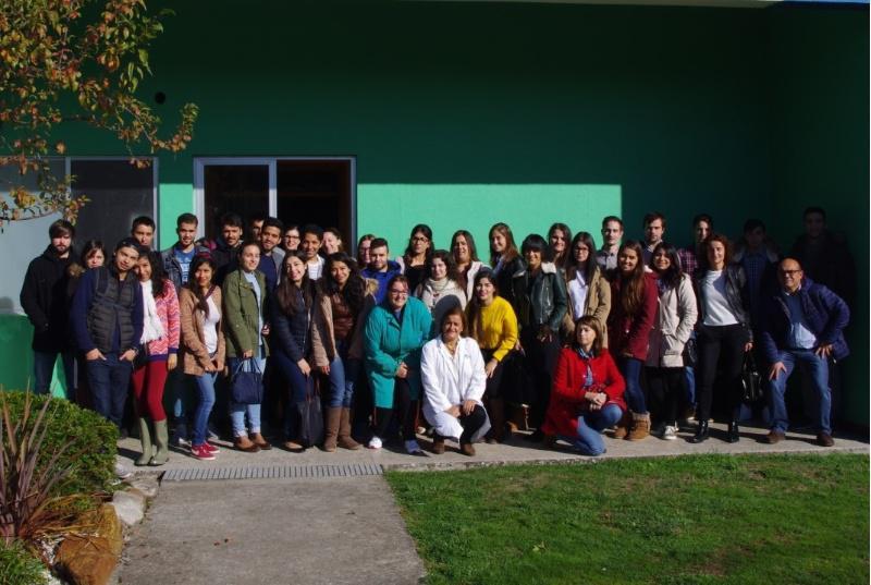 Estudantes de ADE visitan Aspnais no marco dun proxecto de innovación educativa en aprendizaxe-servizo
