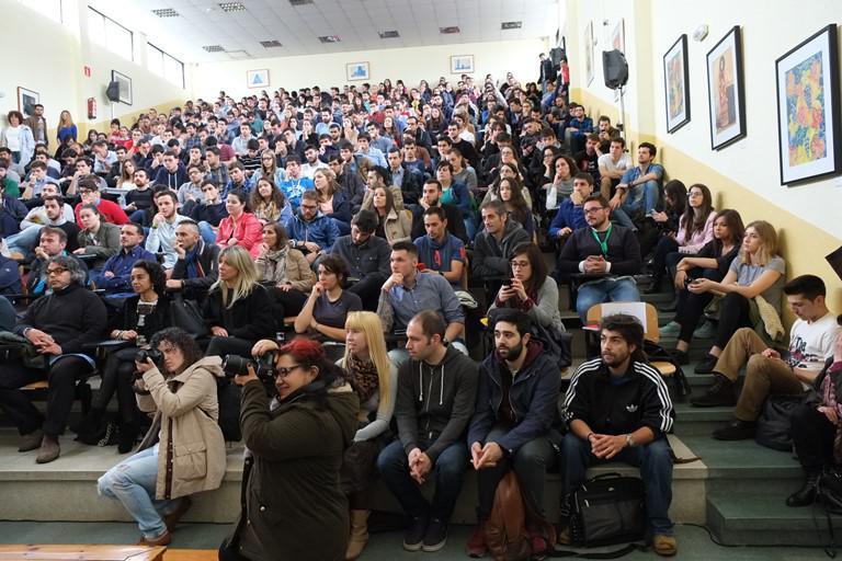 O ultrafondista e empresario Josef Ajram pronunciou unha conferencia na Facultade de Ciencias Económicas e Empresariais