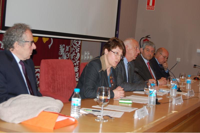 Humanidades conmemora cun acto académico a festividade de San Isidoro de Sevilla, patrón do centro 