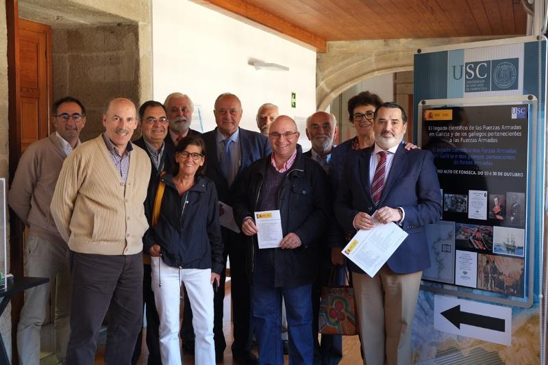 Abriu no Colexio de Fonseca unha exposición sobre o legado científico das Forzas Armadas en Galicia