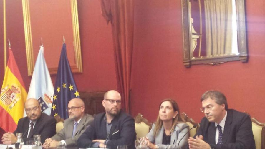 De esquerda á dereita, Jesús Rodrígo, José Luis Nogueira, Martiño Noriega, María Angeles Pérez, José Luís Labandeira