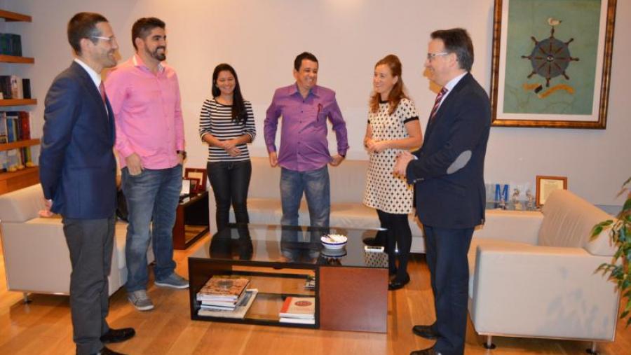De esquerda a dereita, Barreiro, Hamad, Nunes, Alves, Miranda e Bueno, na Vicerreitoría de Coordinación de Lugo