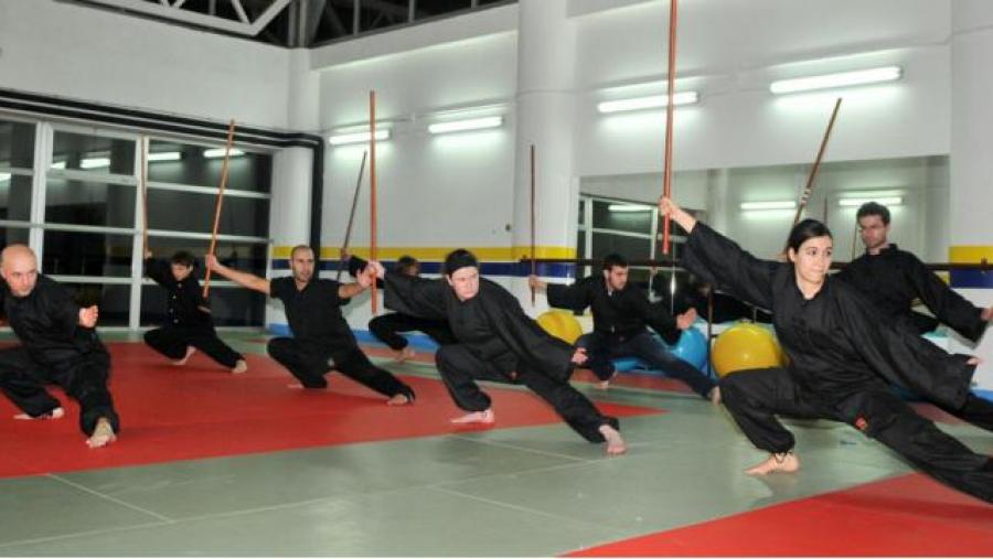 A Área de Deportes da USC oferta numerosas actividades deportivas durante todo o ano