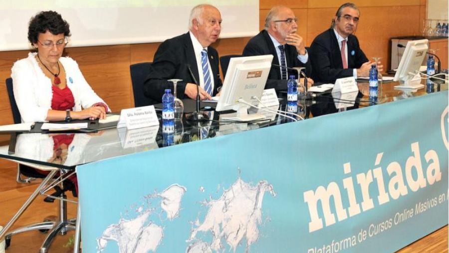 De esquerda a dereita, Paloma Barba, Juan Casares, Jaume Pagés e Pedro Aranzadi. Foto: Santi Alvite