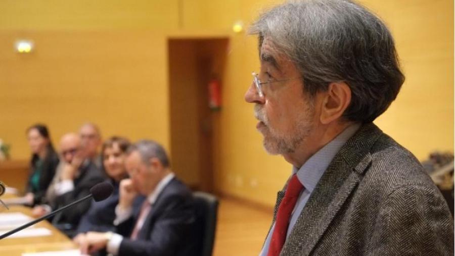 O profesor González Herrán, nun momento da súa intervención. Foto: Servimav-USC
