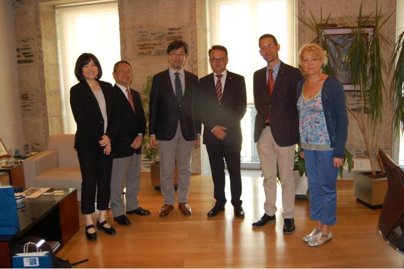 Unha delegación universitaria de Xapón visita Veterinaria para coñecer o seu modelo de organización docente e de I+D+i