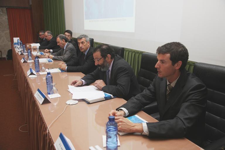 O Manual de higiene oral para personas con discapacidad achega información útil para profesionais, familiares e coidadores