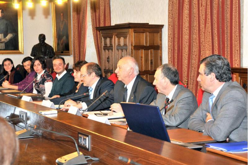 A USC premia cinco ideas innovadoras sobre nutrición, cirurxía odontolóxica, procesamento de peixe, política electoral e xestión de cinzas 