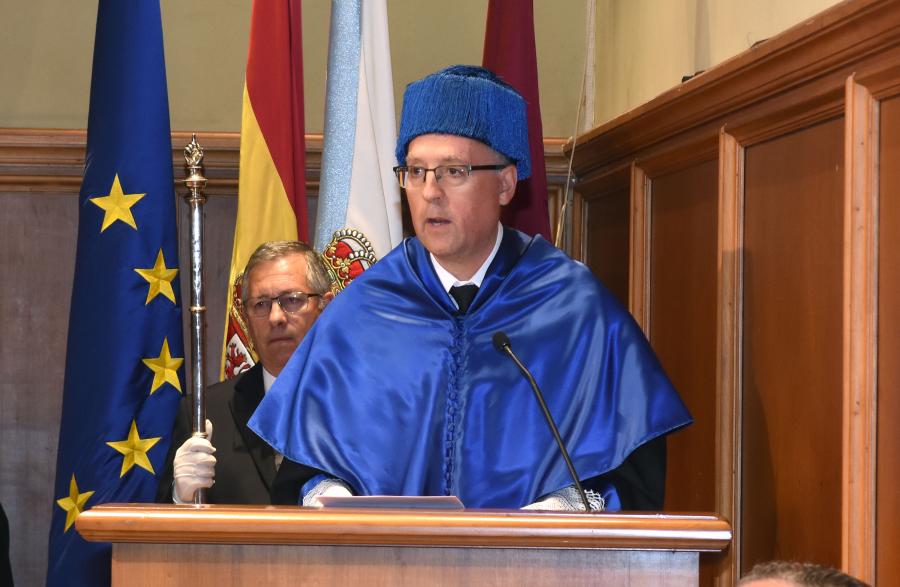 José Luis Mascareñas pronunciando o discurso