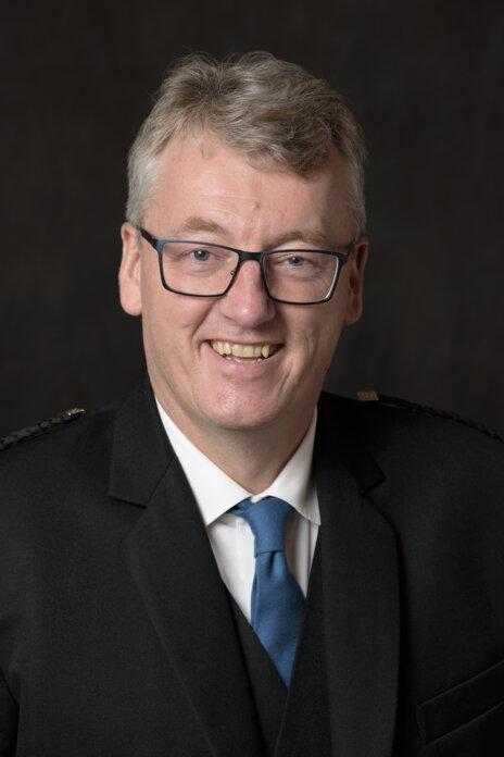 Fotografía de David W.C. MacMillan