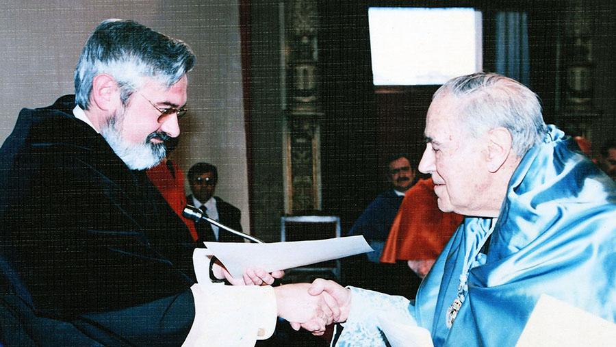 Investidura de Alonso Zamora Vicente