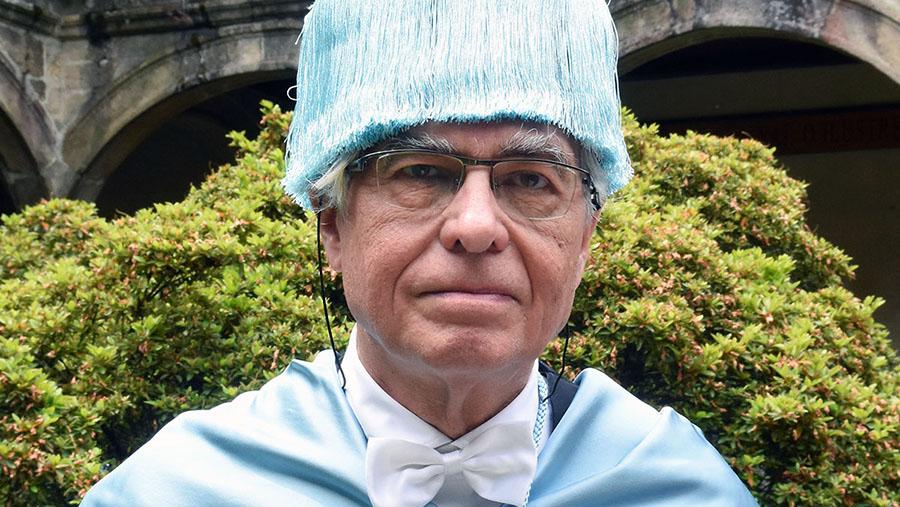 Carlos Ulises Moulines