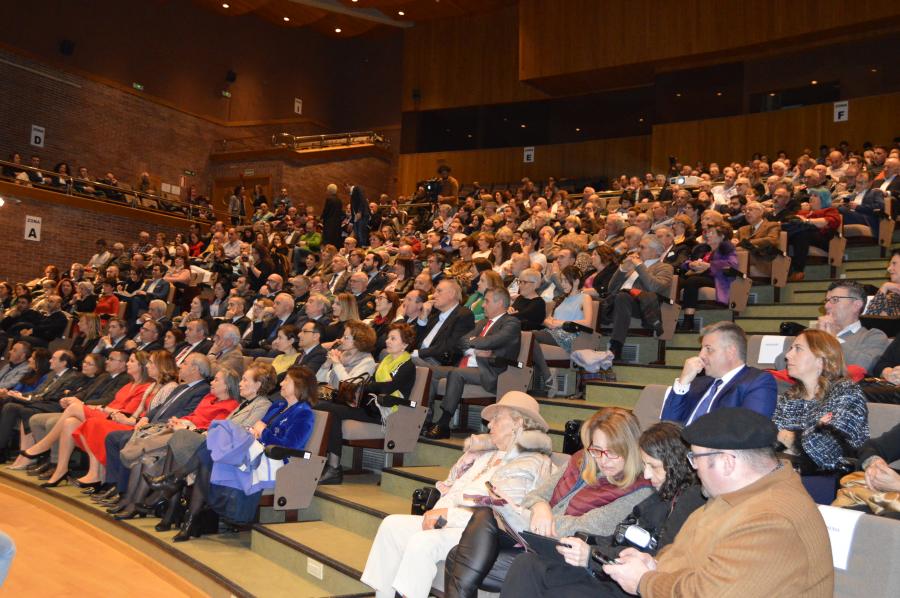 Asistentes á cerimonia de entrega do XX Premio Aresa na Facultade de Veterinaria