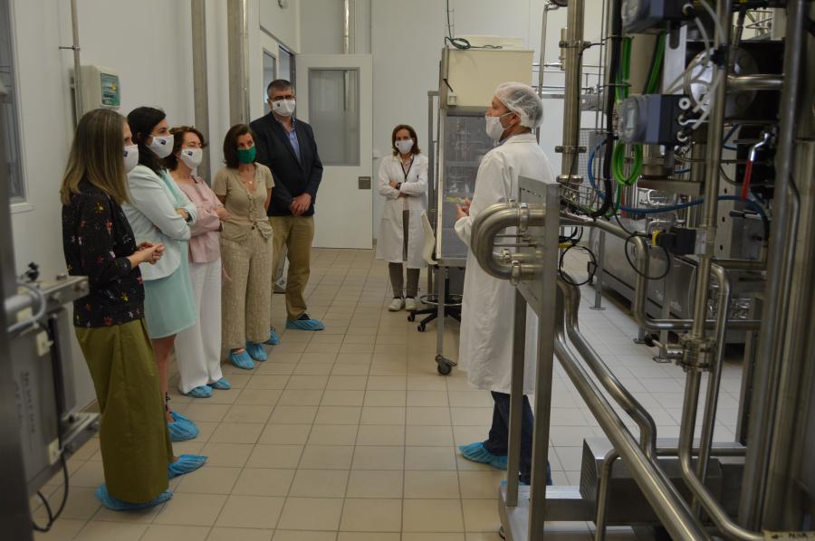 Visita da delegación do Consello Social da USC e de membros do equipo de goberno á APLTA da USC