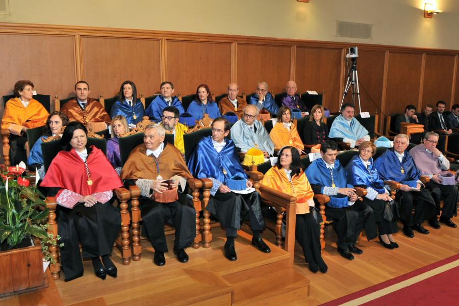 Homenaxeado e asistentes ao acto