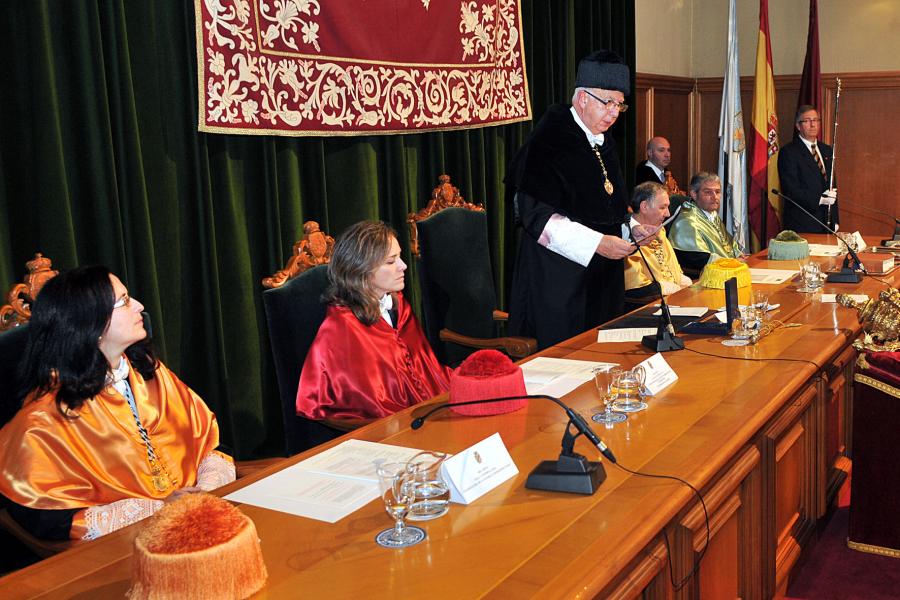 Momento do discurso do reitor