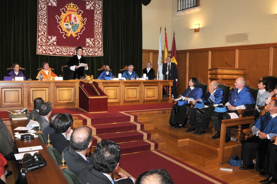 Momento do discurso do reitor