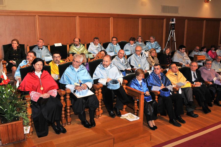 Homenaxeado e asistentes ao acto