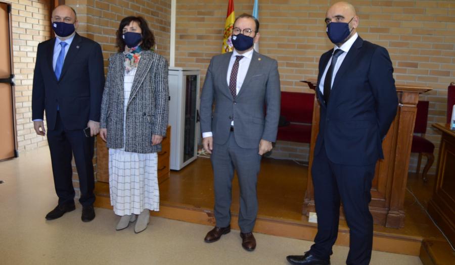 De esquerda a dereita, Gonzalo Fernández, Montserrat Valcárcel, Antonio López e Roberto Bande