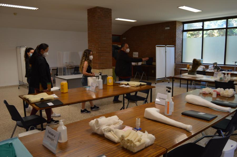 Visita de alumnado ás instalacións da Facultade de Veterinaria