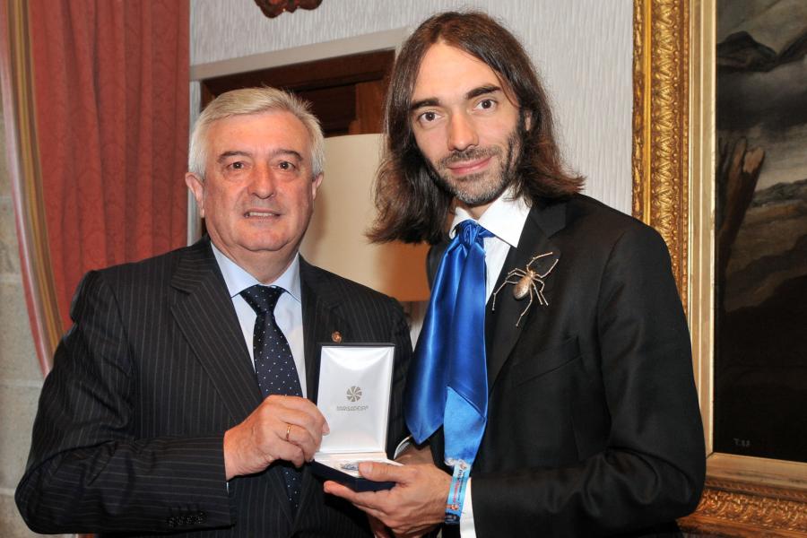 O reitor, Juan Viaño e Cédric Villani