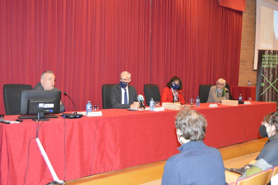 De esquerda a dereita, Manuel Guaita, Francisco Conde, Montserrat Valcárcel e Santiago Recamán