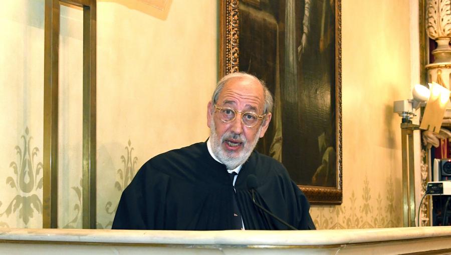 Momento do discurso de Fernando J. Devoto