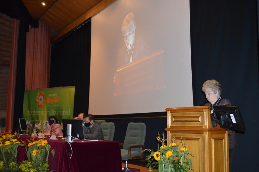 María Cruz Díaz ofreceu unha charla no marco da gala do XXII Premio Aresa