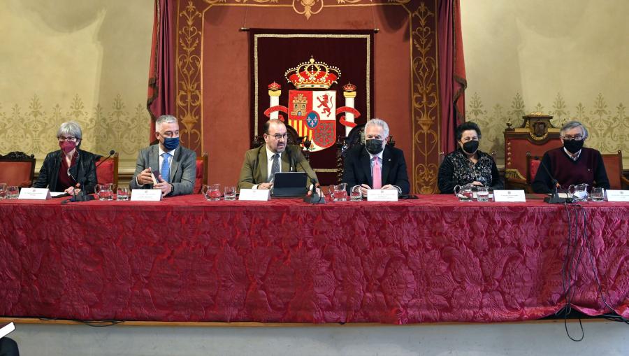 A presentación desenvolveuse no Paraninfo e estivo presidida polo reitor Antonio López. FOTO: Santi Alvite