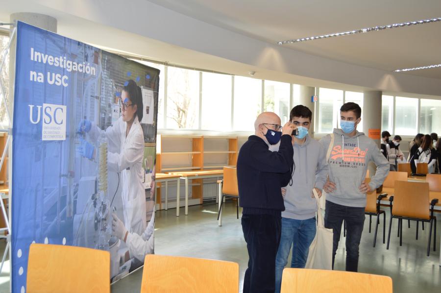 Alberto Rojo, nun obradoiro de I+D con alumnado