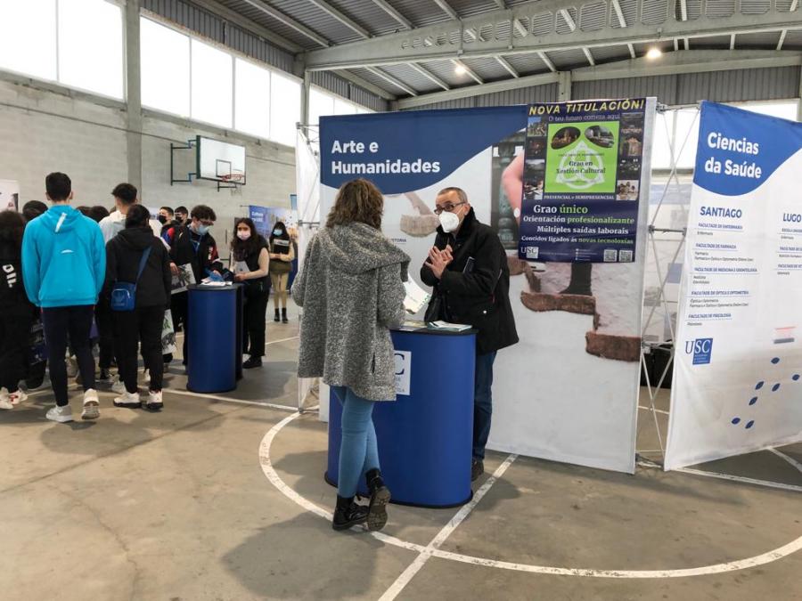 Xornada de achegamento da USC ao alumnado preuniversitario da Mariña luguesa, no Ies Vilar Ponte de Viveiro