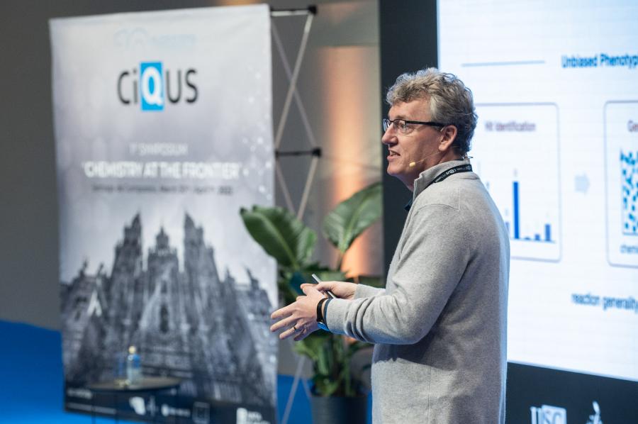 Momento da conferencia de David MacMillan. Foto: Alfonso Sestelo