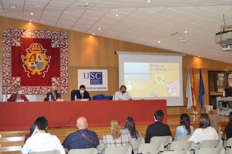 Xusto Rodríguez, José Vázquez Tato, Francisco Fraga e Asteria Luzardo, na Facultade de Ciencias