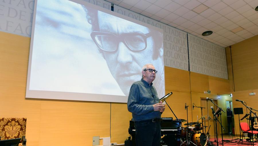 Emilio Pérez Touriño foi condutor do acto de 1972 no que se interpretou por primeira vez 'Grândola Vila Morena'. Foto: Santi Alvite