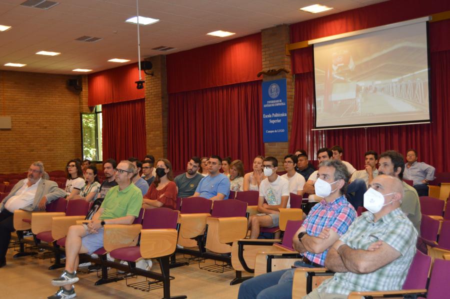 Participantes nas xornadas sobre robótica agroforestal e gandeira, na EPS de Enxeñaría