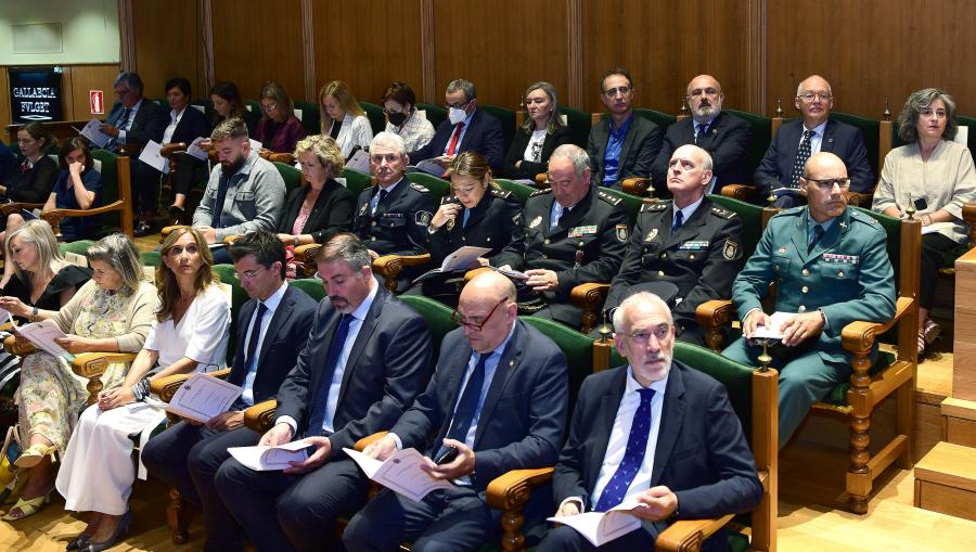 Público asistente ao acto. FOTO: Santi Alvite