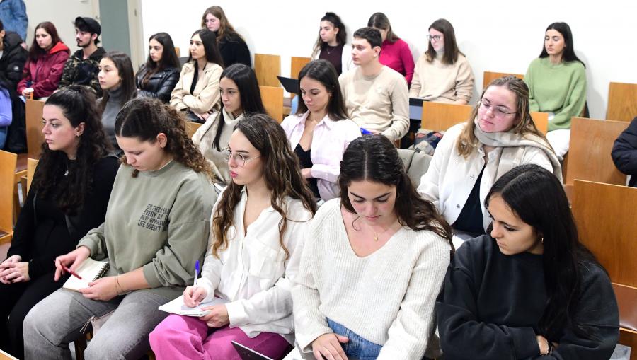 Público asistente á xornada. FOTO: Santi Alvite