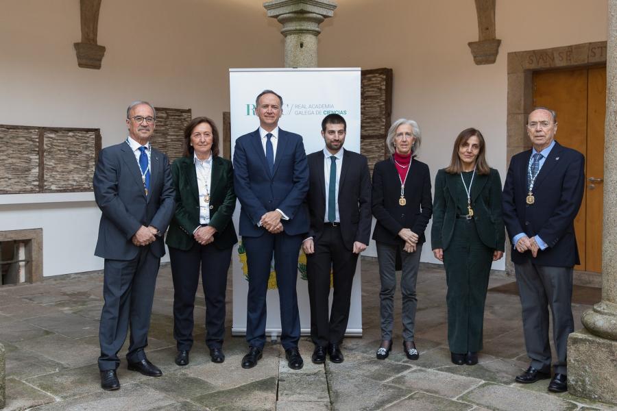 Membros da RAGC xunto cos investigadores da USC que lograron modificar moléculas individuais